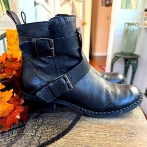 Gentle Souls moto boots